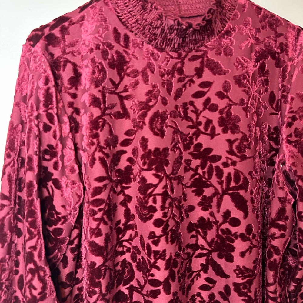 Maurices Velvet Floral Burnout Mock Neck Top Deep Red Size XXL - Picture 4 of 9